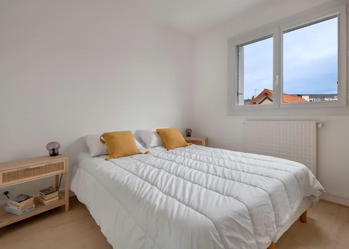 Decouverte En Duo En Plein Centre De *